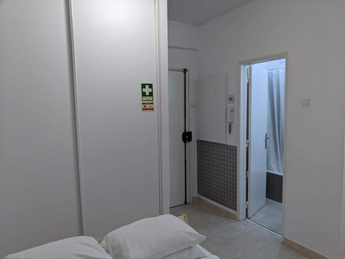 Apartmán In Bed With Lisbon 15E Amadora Exteriér fotografie